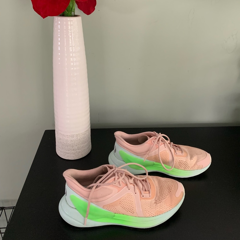 Lululemon Blissfeel Running Shoe